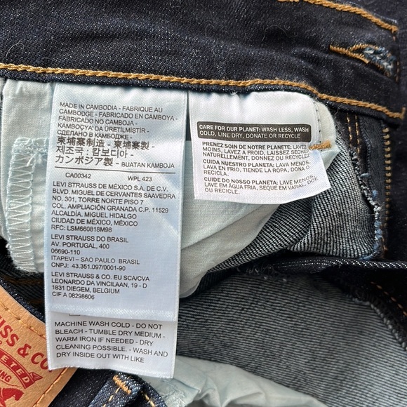 Levi's Women's 710 Super Skinny Jeans, Size 23, Dark Blue - Picture 3 of 4